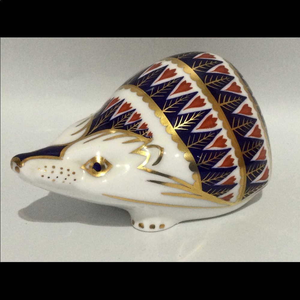 Royal Crown Derby hedgehog paperweight
